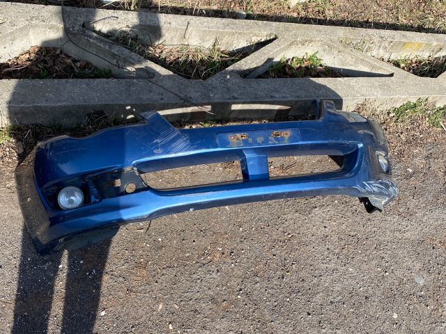 bontott SUBARU LEGACY Első Lökhárító (Részeivel)