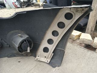 bontott SUBARU LEGACY Első Lökhárító (Részeivel)