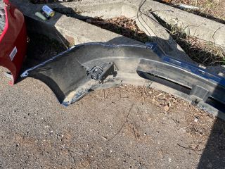 bontott SUBARU LEGACY Első Lökhárító (Részeivel)