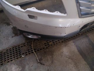 bontott SUBARU LEGACY Első Lökhárító (Üresen)