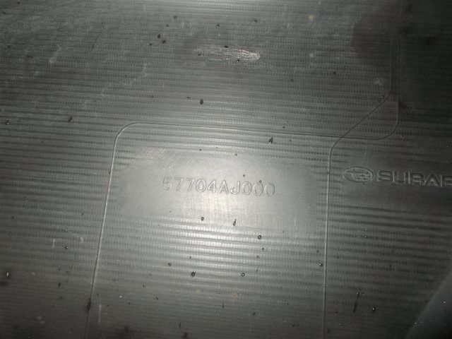 bontott SUBARU LEGACY Hátsó Lökhárító (Részeivel)