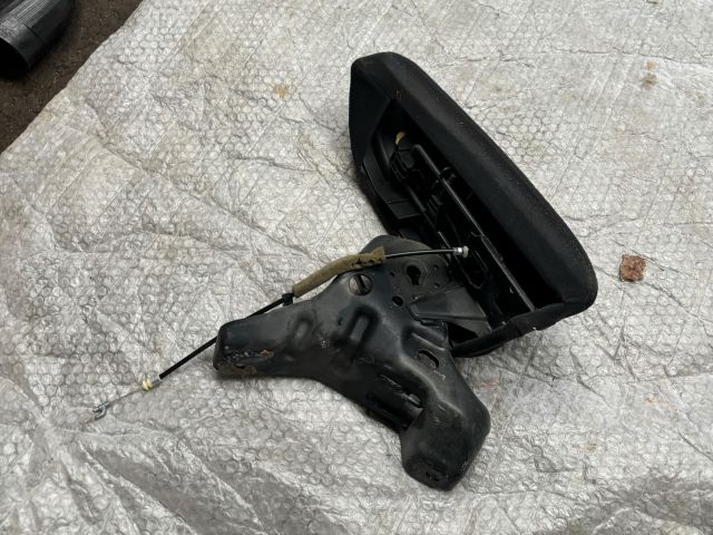 bontott SUBARU LEGACY Hátsó Ülésnyitó Bowden