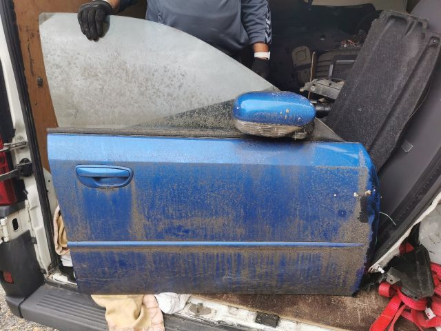 bontott SUBARU LEGACY Jobb első Ajtó (Részeivel)