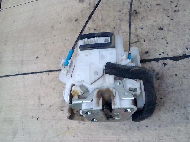 bontott SUBARU LEGACY Jobb első Ajtózár