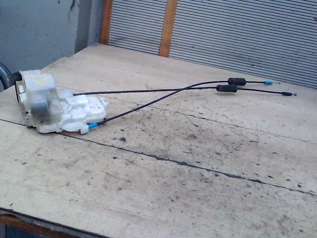 bontott SUBARU LEGACY Jobb első Ajtózár