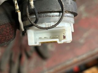 bontott SUBARU LEGACY Jobb első Hangszóró