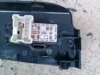 bontott SUBARU LEGACY Jobb hátsó Ablakemelő Kapcsoló