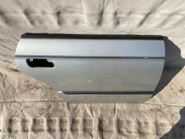 bontott SUBARU LEGACY Jobb hátsó Ajtó (Üres lemez)