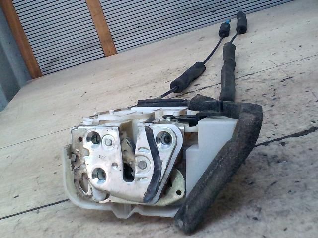 bontott SUBARU LEGACY Jobb hátsó Ajtózár