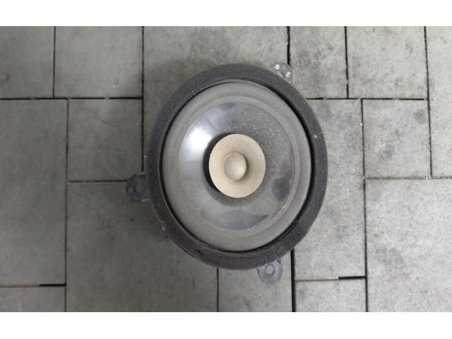 bontott SUBARU LEGACY Jobb hátsó Hangszóró