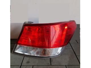 bontott SUBARU LEGACY Jobb Külső Hátsó Lámpa