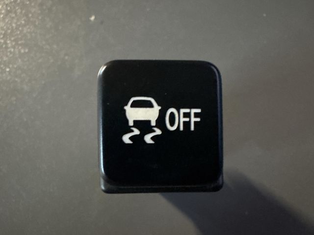 bontott SUBARU LEGACY Kipörgésgátló Kapcsoló