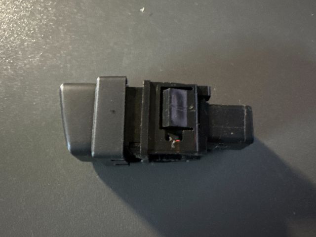 bontott SUBARU LEGACY Kipörgésgátló Kapcsoló