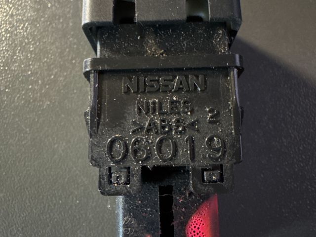 bontott SUBARU LEGACY Kipörgésgátló Kapcsoló