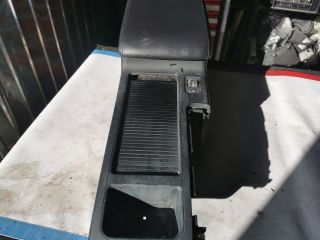 bontott SUBARU LEGACY Könyöklő