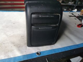 bontott SUBARU LEGACY Könyöklő