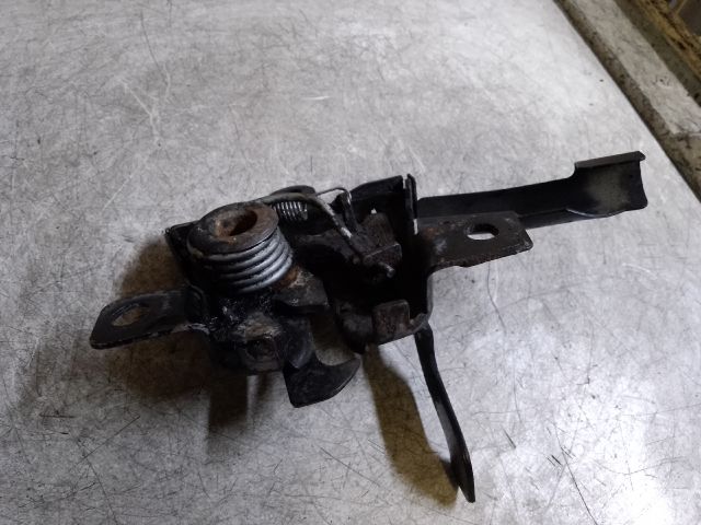 bontott SUBARU LEGACY Motorháztető Zárszerkezet