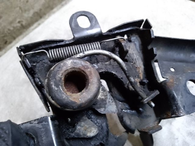 bontott SUBARU LEGACY Motorháztető Zárszerkezet