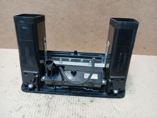 bontott SUBARU LEGACY Rádió / CD