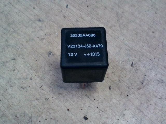 bontott SUBARU LEGACY Relé