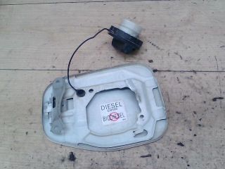 bontott SUBARU LEGACY Tankajtó