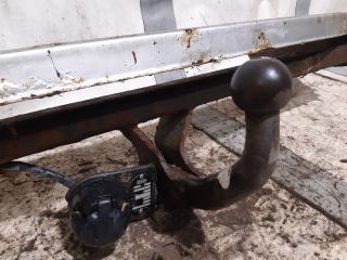 bontott SUBARU LEGACY Vonóhorog