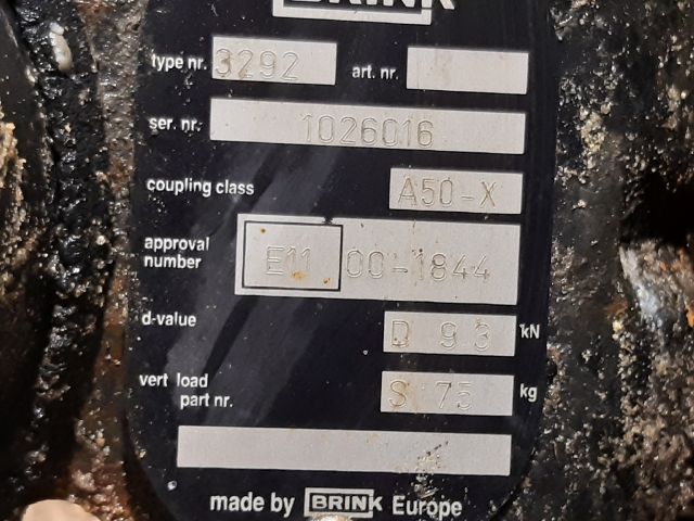 bontott SUBARU LEGACY Vonóhorog