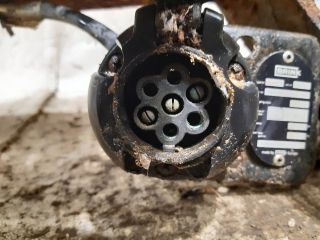 bontott SUBARU LEGACY Vonóhorog