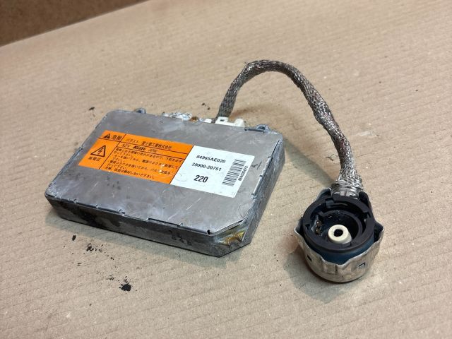 bontott SUBARU LEGACY Xenon Trafó