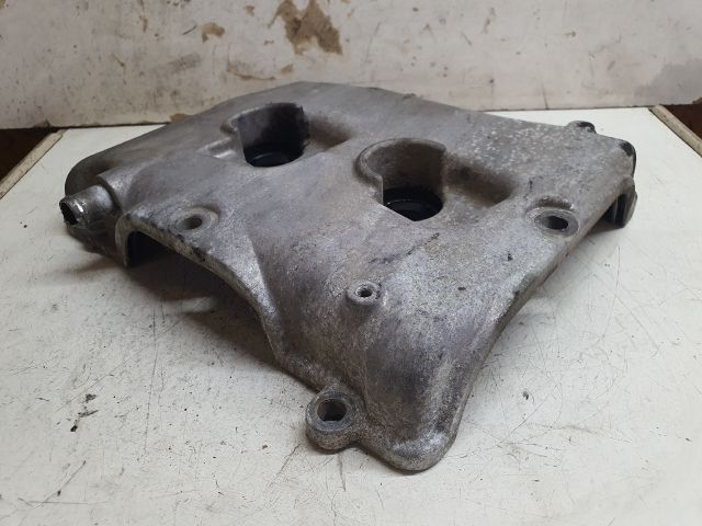 bontott SUBARU OUTBACK Alsó Vezérlés Burkolat