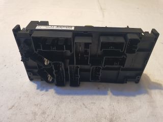 bontott SUBARU OUTBACK Biztosítéktábla Motortér