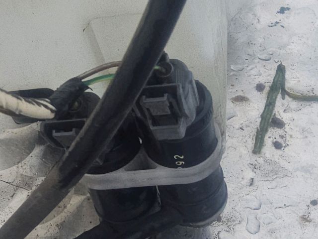 bontott SUBARU OUTBACK Ablakmosó Tartály