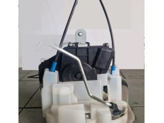 bontott SUBARU OUTBACK Bal első Ajtózár