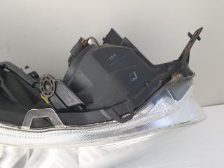 bontott SUBARU OUTBACK Jobb Fényszóró