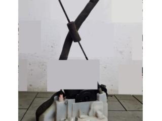 bontott SUBARU OUTBACK Jobb hátsó Ajtózár