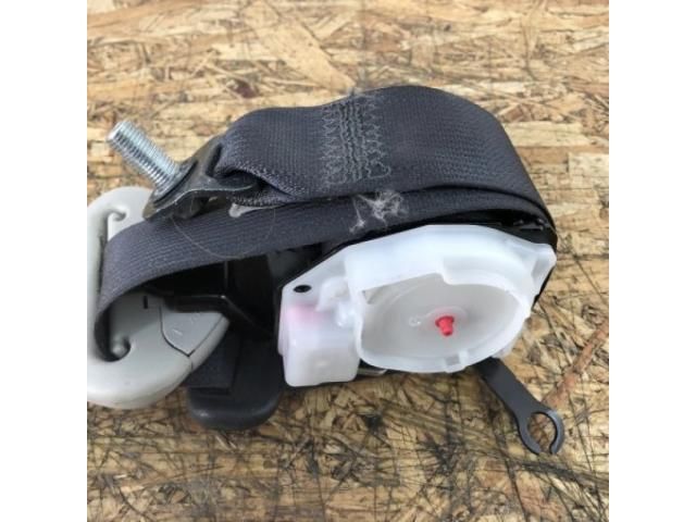 bontott SUBARU OUTBACK Jobb hátsó Biztonsági Öv