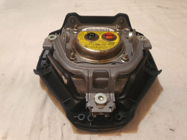 bontott SUBARU OUTBACK Kormánylégzsák