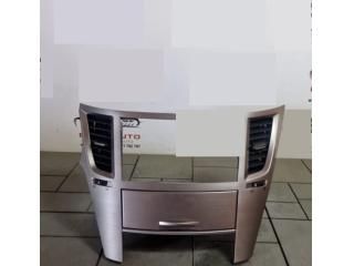 bontott SUBARU OUTBACK Középső Szellőző