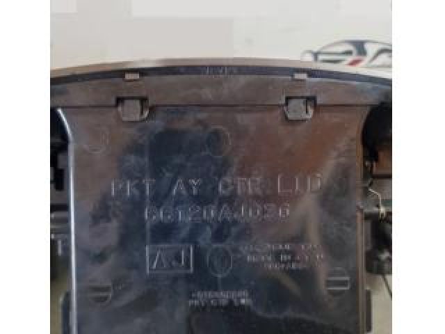 bontott SUBARU OUTBACK Középső Szellőző