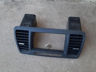 bontott SUBARU OUTBACK Középső Szellőző