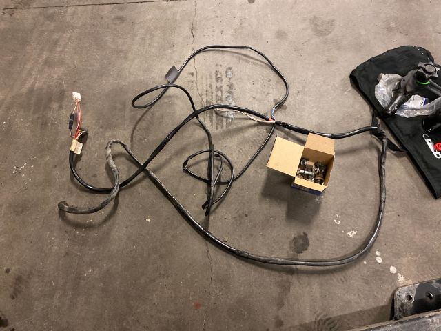 bontott SUBARU OUTBACK Vonóhorog