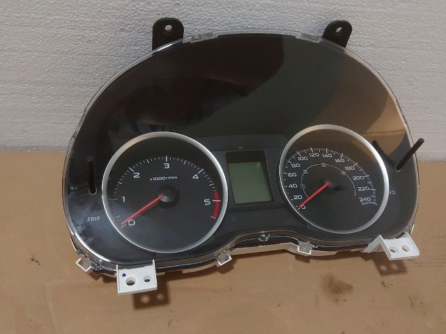 bontott SUBARU XV Kilométeróra