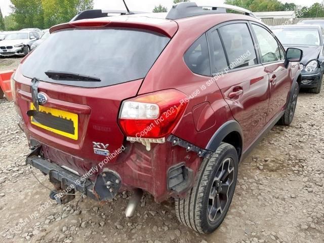 bontott SUBARU XV Bal A Oszlop Burkolat