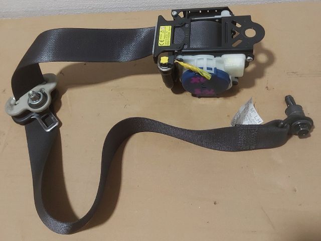 bontott SUBARU XV Bal első Biztonsági Öv