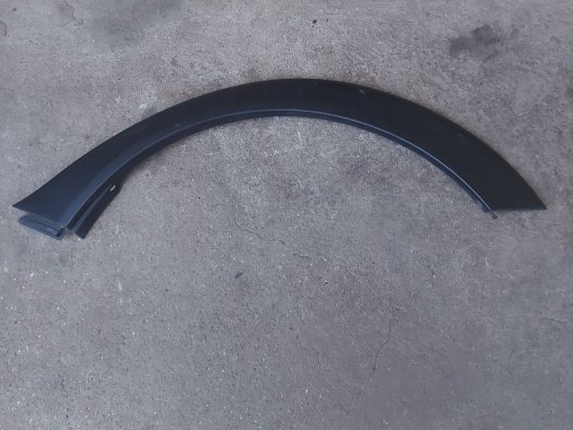 bontott SUBARU XV Bal hátsó Sárvédő Szélesítő