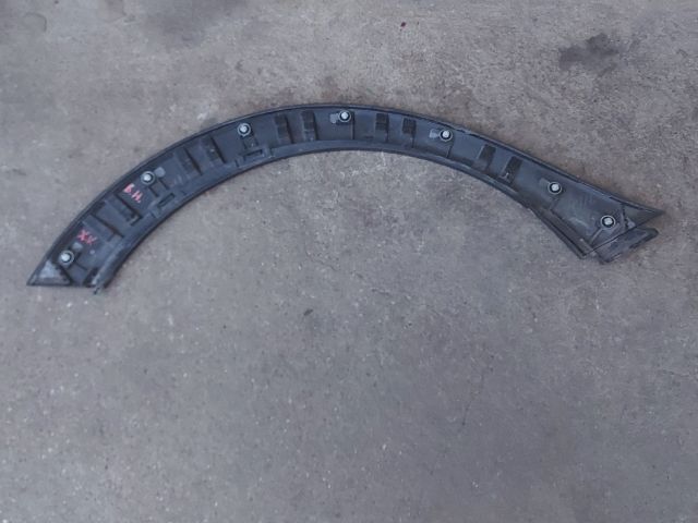 bontott SUBARU XV Bal hátsó Sárvédő Szélesítő