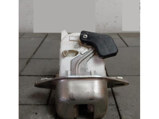 bontott SUBARU XV Csomagtérajtó Zárszerkezet