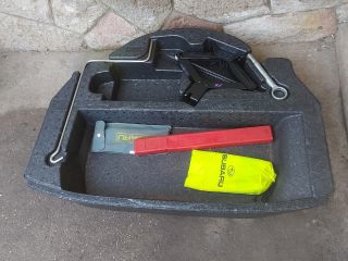 bontott SUBARU XV Emelő