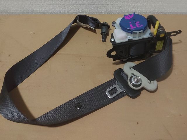 bontott SUBARU XV Jobb első Biztonsági Öv