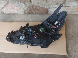 bontott SUBARU XV Jobb Fényszóró